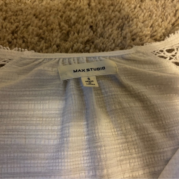 Top - Picture 3 of 3